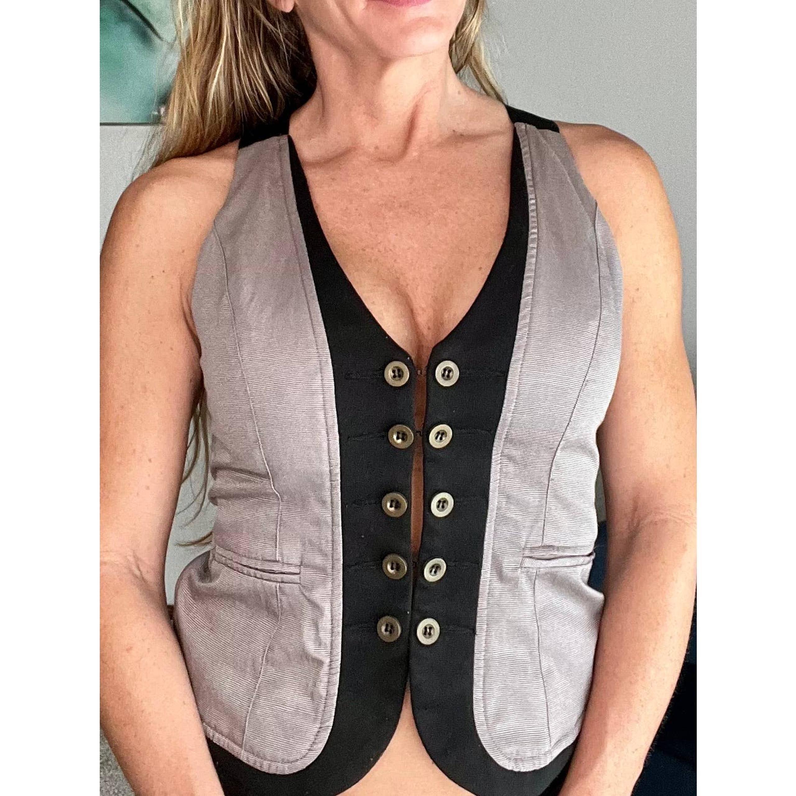 UmGee Cropped, Lined Women's Suit Vest w/Eye Fasten Closure, Size S