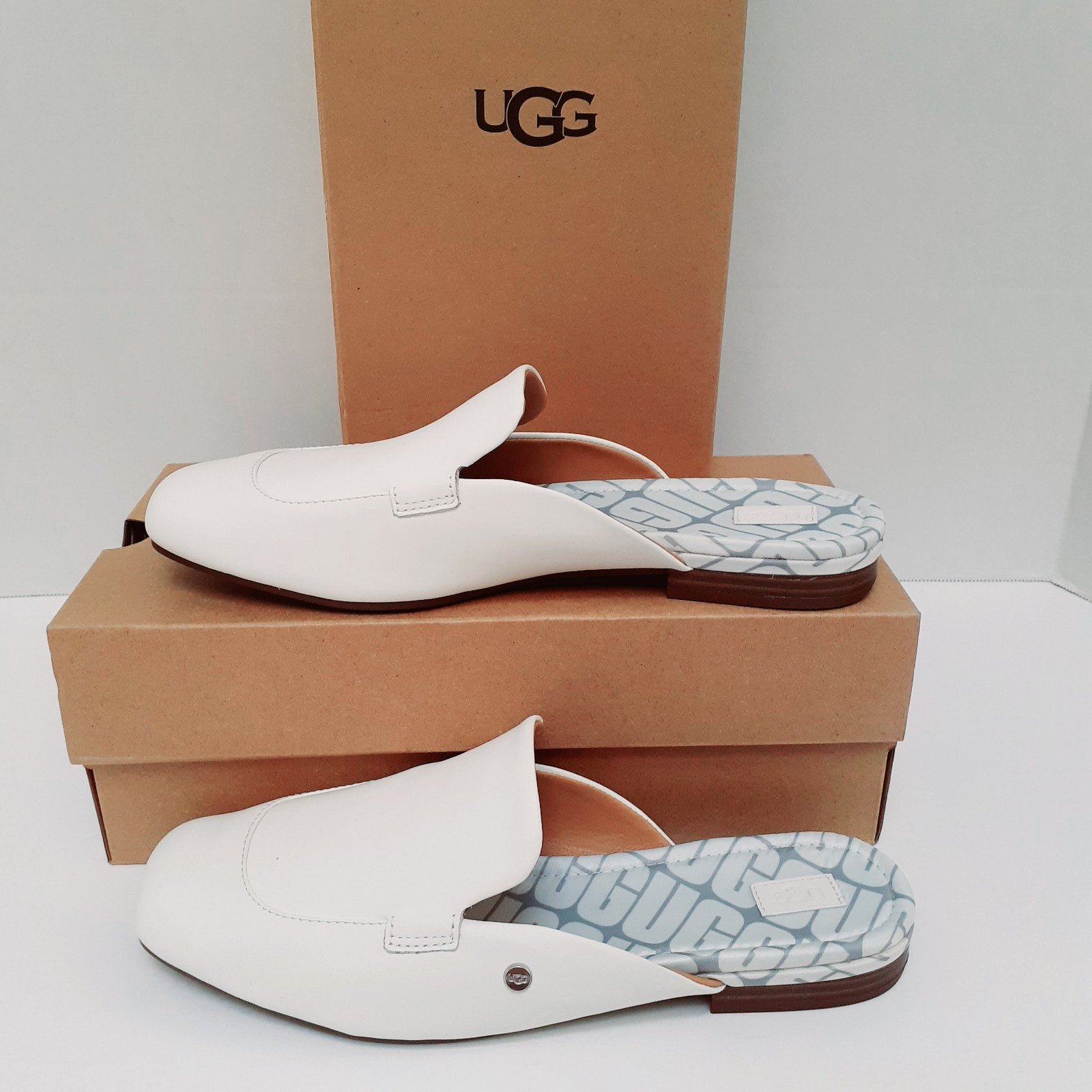 UGG Janaya White Leather Mules Sz 9
