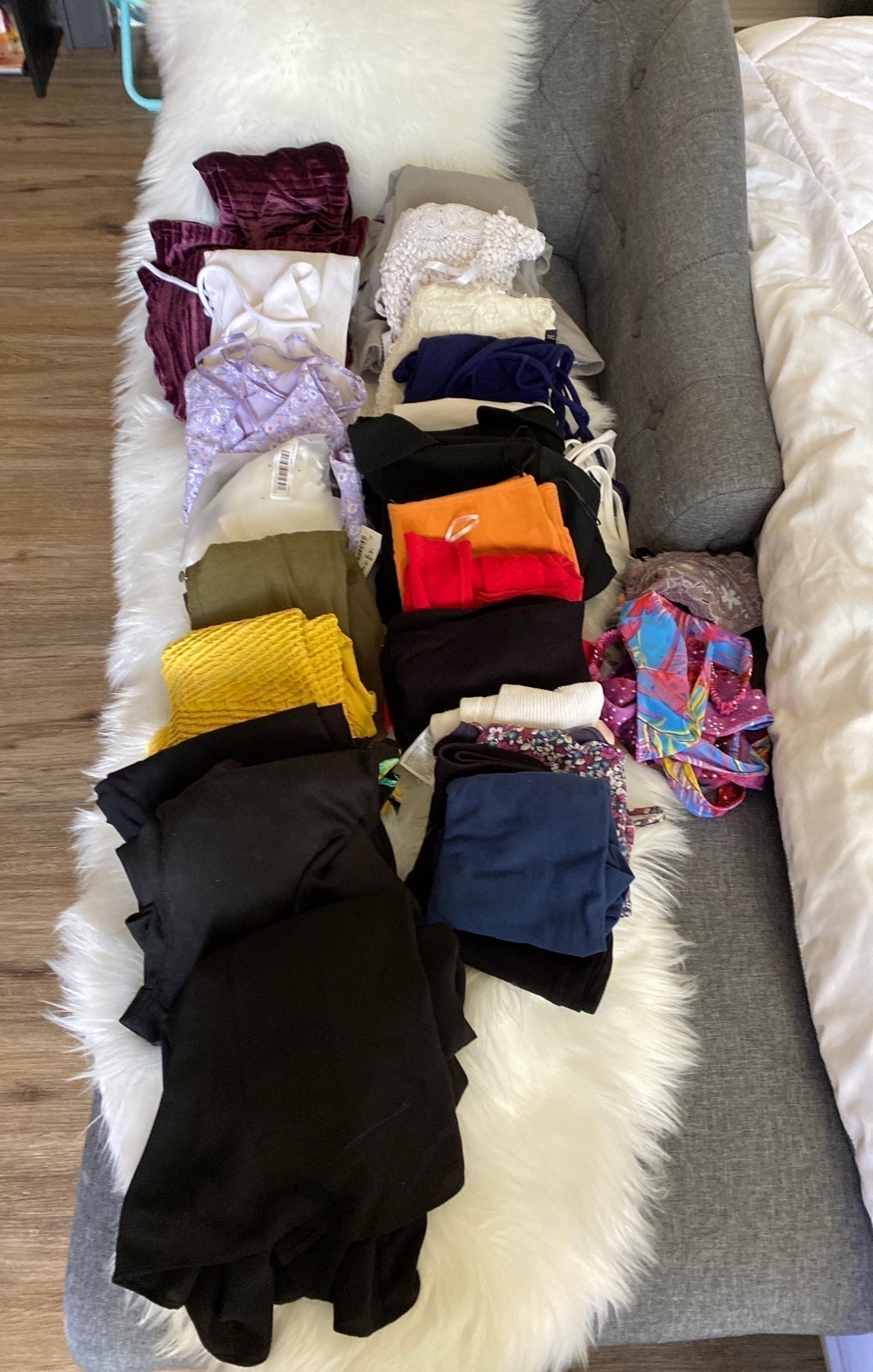 HUGE CLOTHING BUNDLE sz xs