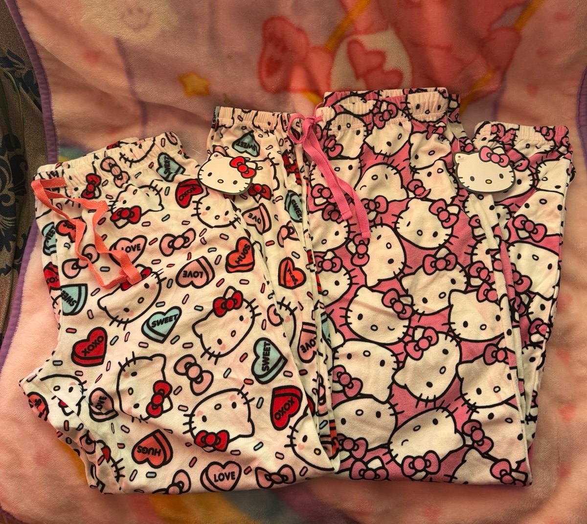 Hello kitty Valentine’s Day pajama pj pants size small new with tag