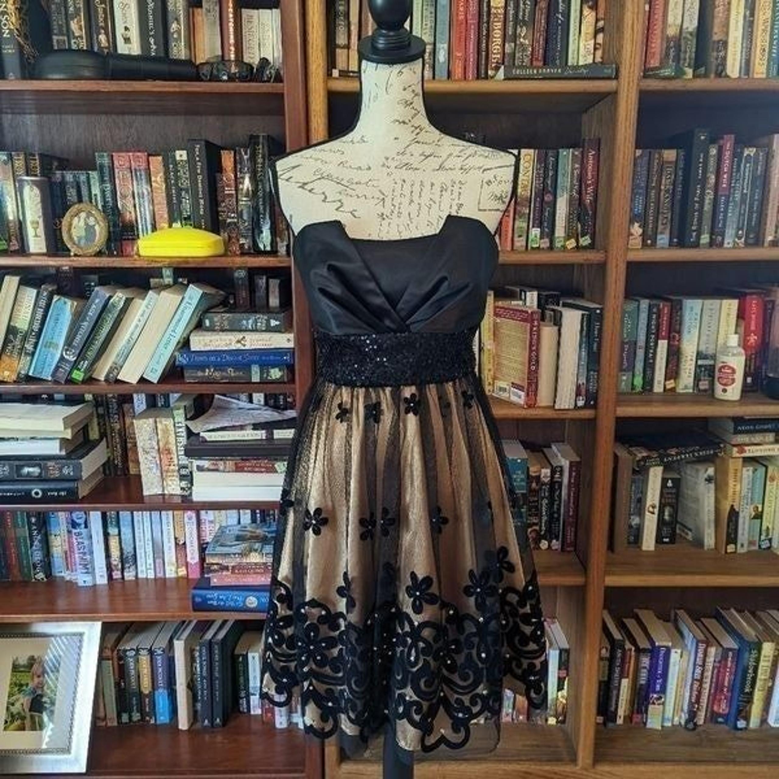 Blondie nites strapless black and gold satin and tulle dress sz 11 nwot