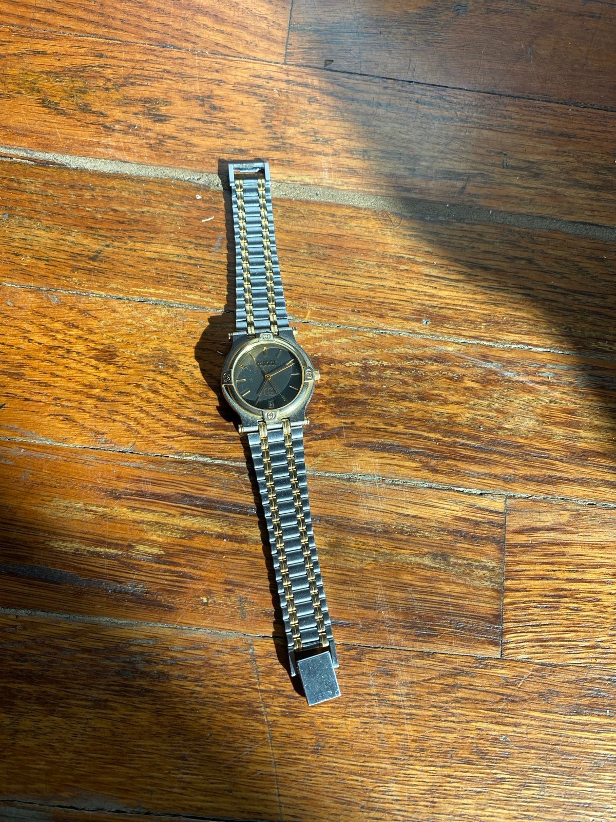 Gucci Unisex watch