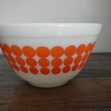 Vintage Pyrex Mixing Bowl Orange Polka Dots 1.5 Pint #401