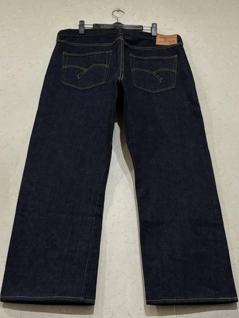 The Flat Head LOT 3004 Selvedge Denim Pants, Dark Indigo, Made in Japan.