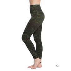 NEW Women’s Spanx leggings Look at Me Now Green Camo Seamless High Rise Large