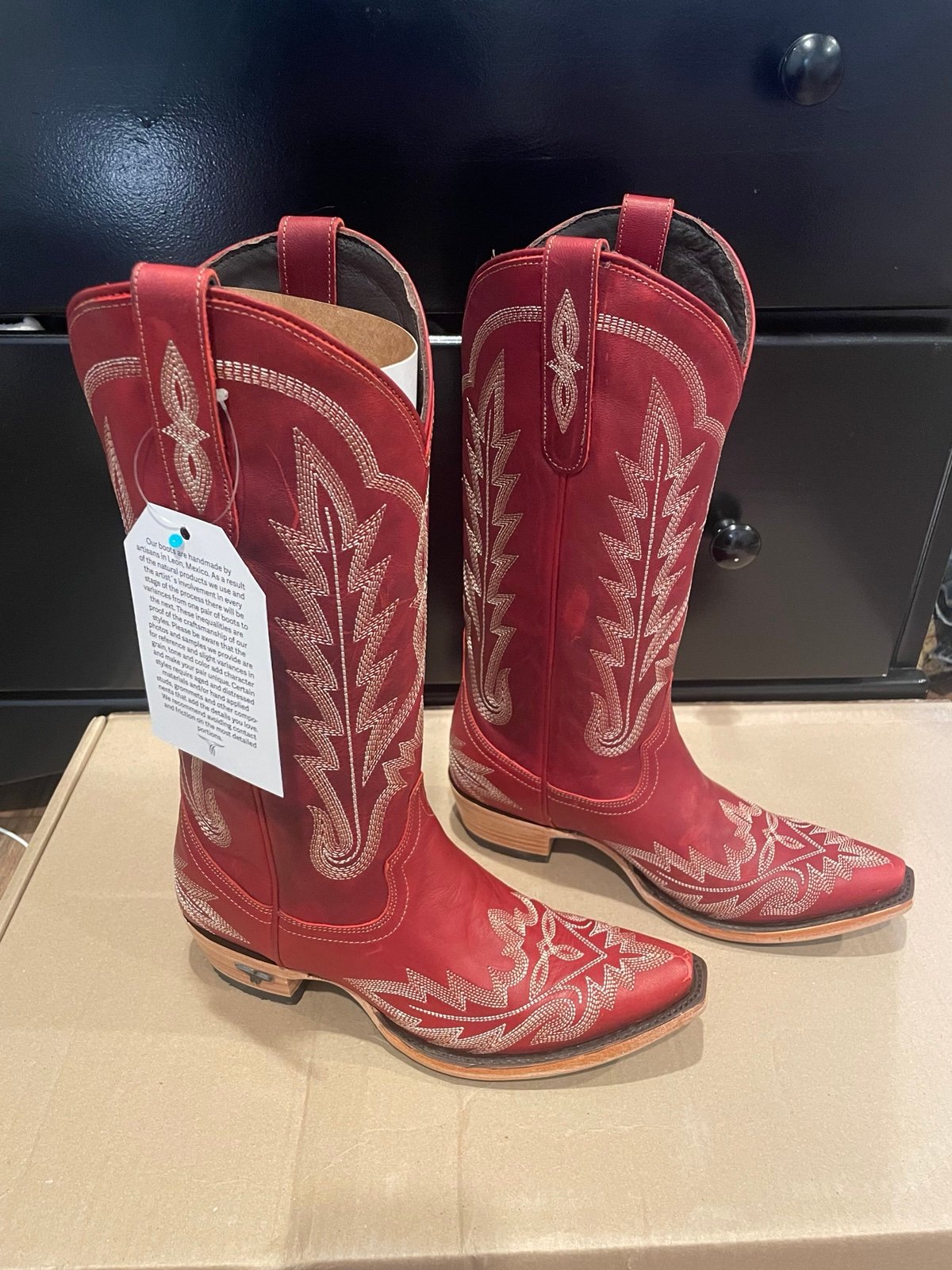 Lane LEXINGTON Womens Cowboy Boots Red Leather Western Style size 7