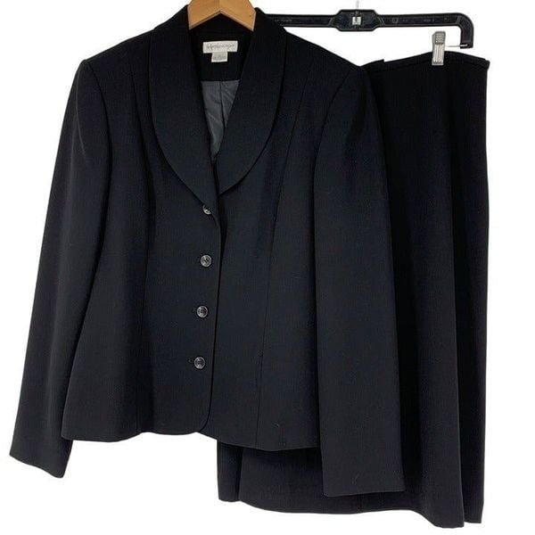 Womens Worthington Skirt Suit Black Size 12 Round Collar A-line skirt Lined 3724