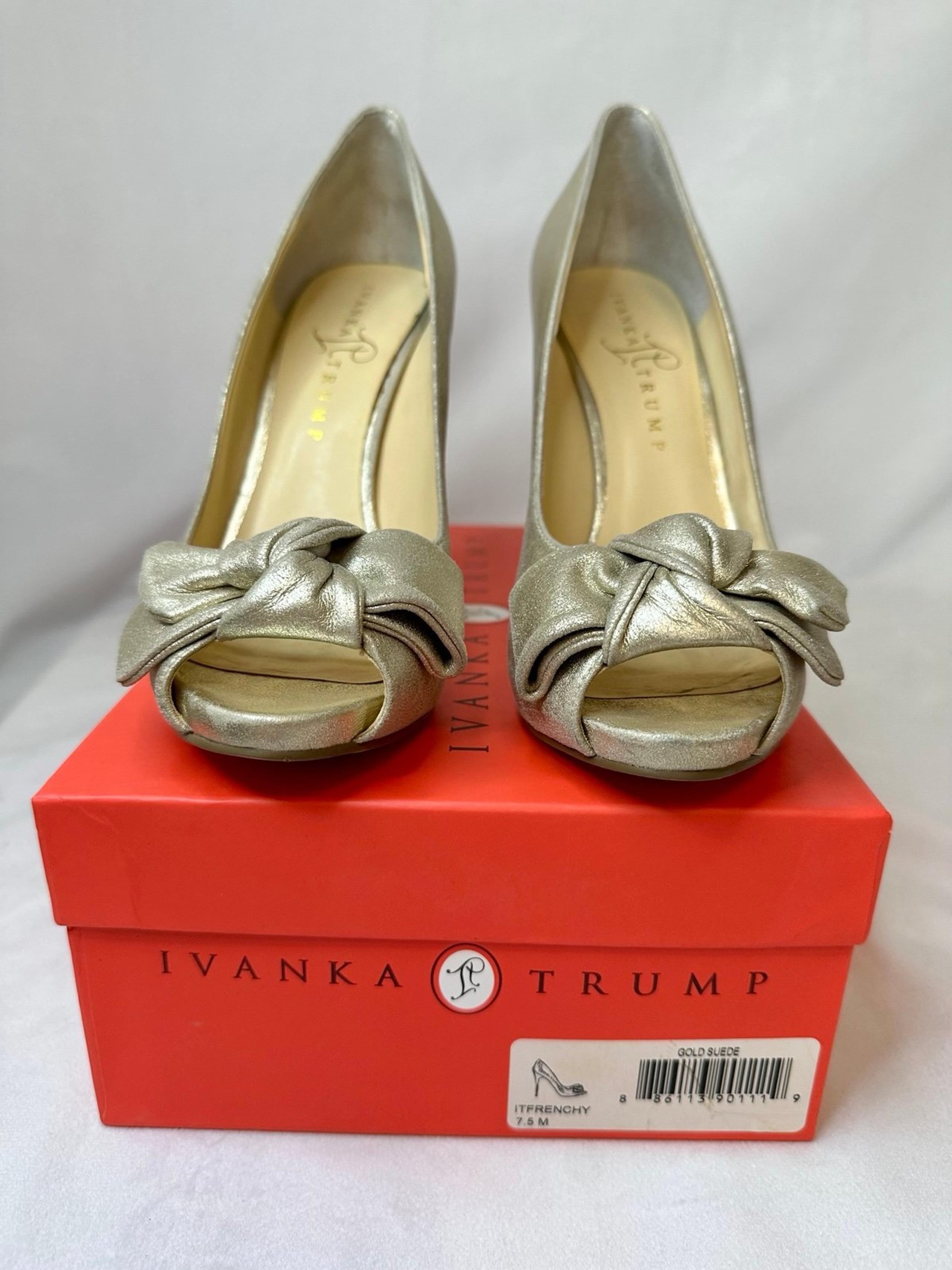 Itfrenchy Peep Toe Gold Suede Pump Heels Sz 7.5
