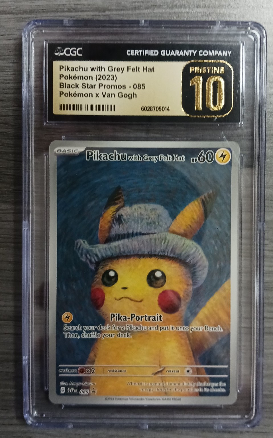 CGC Pristine 10 Pikachu with Grey Felt Hat Black Star Promos - 085
