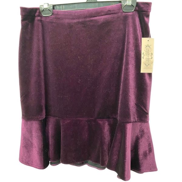 NWT Nanette Lepore Moody Romance Velvet Skirt size 12