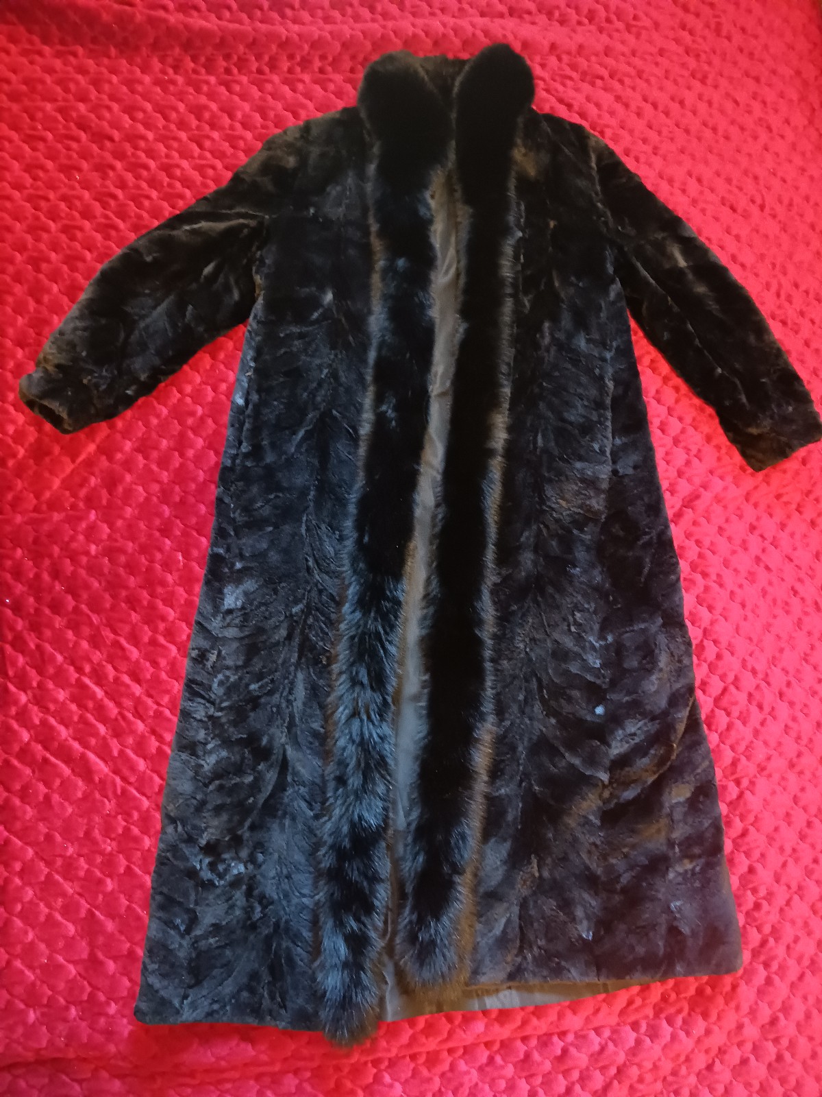 Beautiful long reversible coat medium