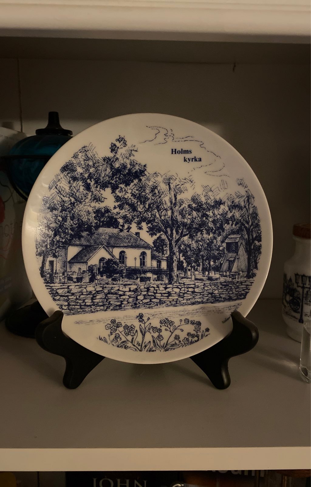 Holms Kyrka collectible plate #70 1965
