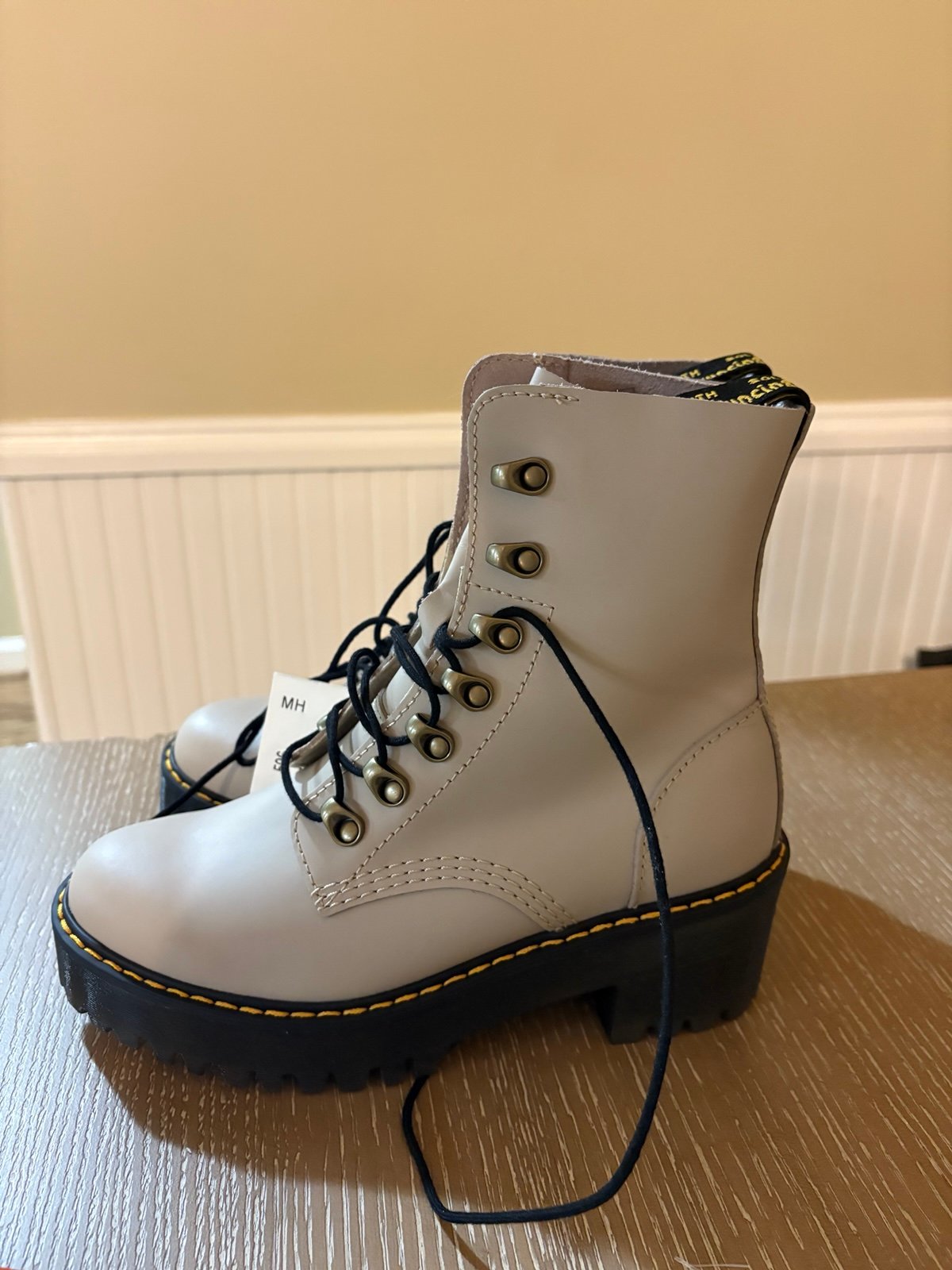 Dr. Martens Leona Women's Combat Boot, Size 7 - White New without Box