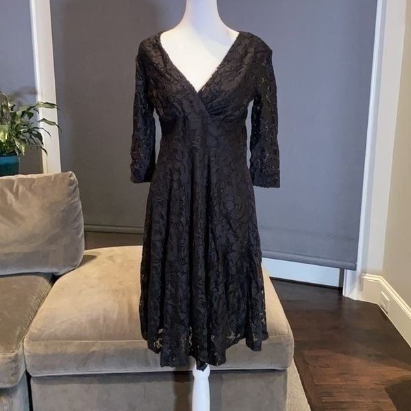 Women’s Black V-Neck Party Cocktail Dress Size M NWT