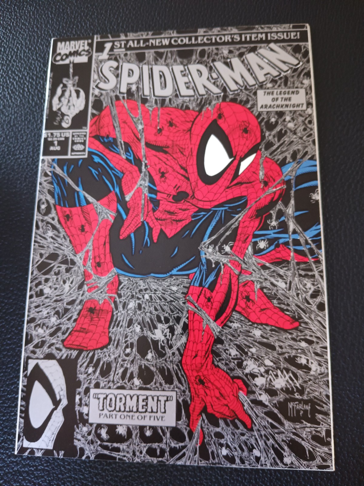 Spider-Man. Vol. 1, No. 1. Collectors 1st Edition. Marvel Comics. Silver cover
