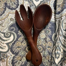 Wooden salad tongs, Dansk-ish