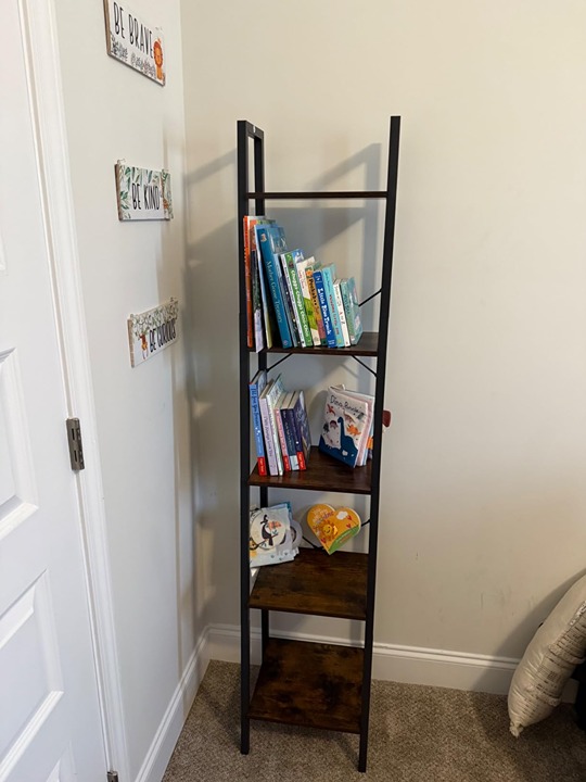 Freestanding Corner Storage Shelve with 2 Hooks, 5-Tier Rustic Brown