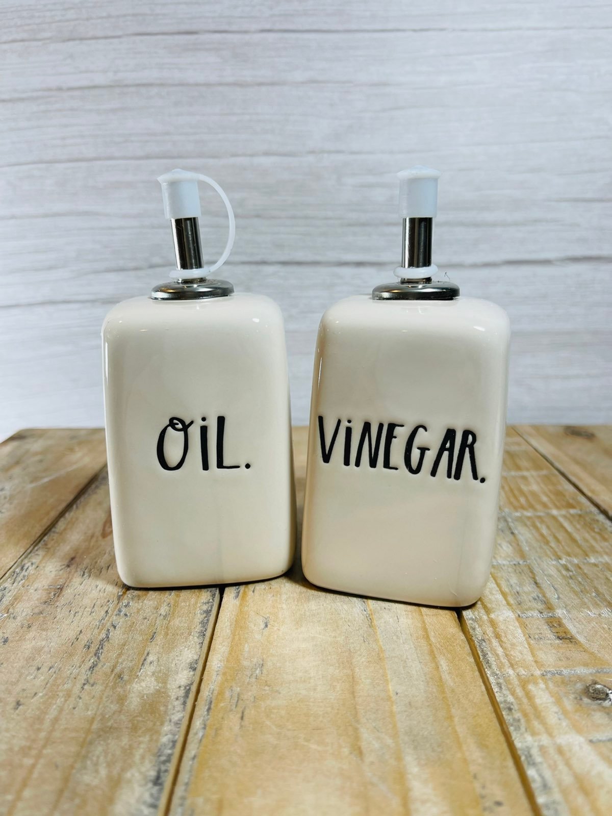 Rae Dunn Oil & Vinegar
