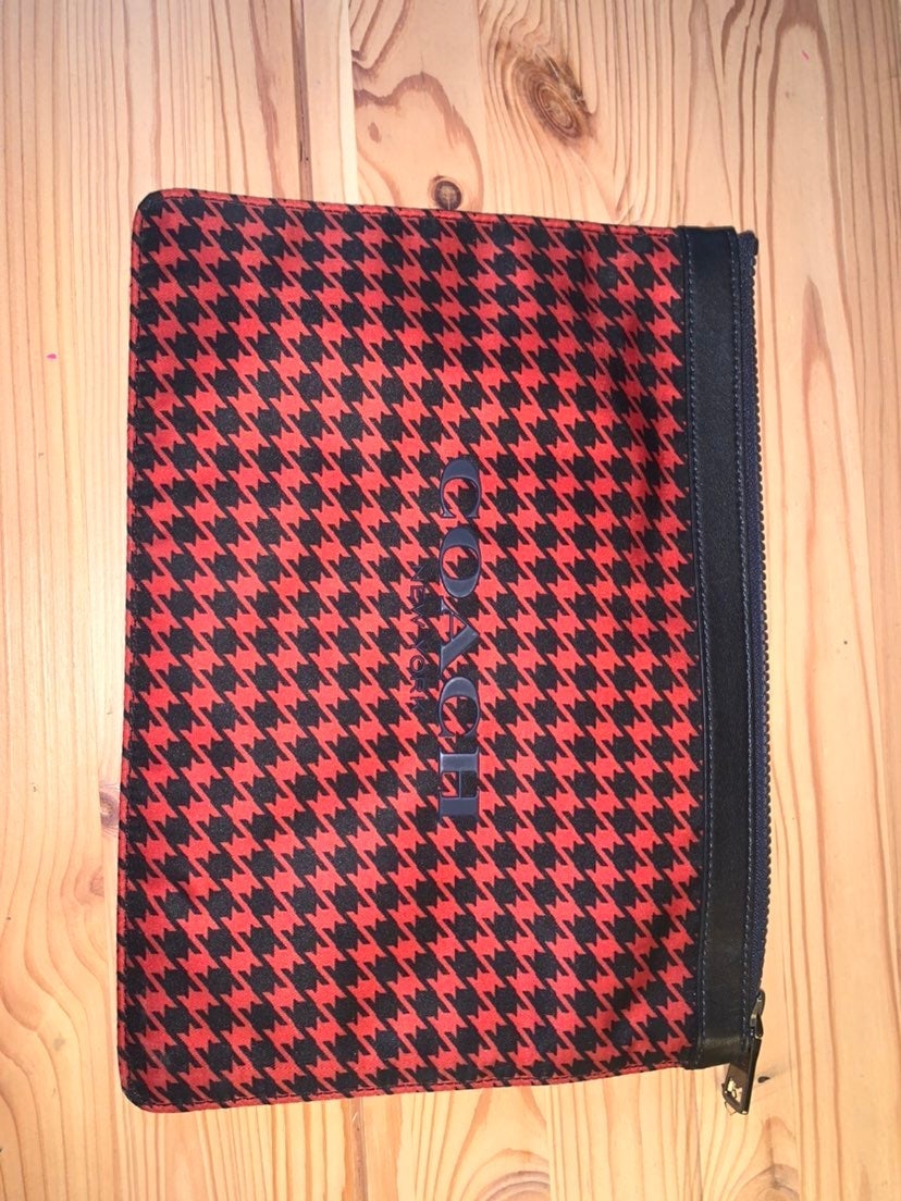 Coach pouch