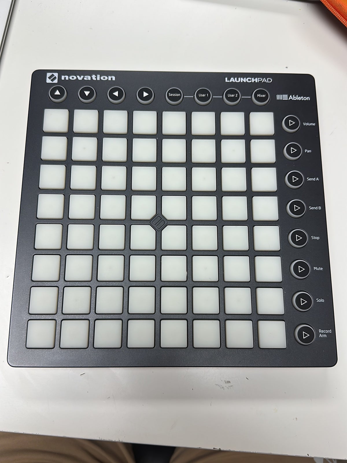 Novation Launchpad Mk2