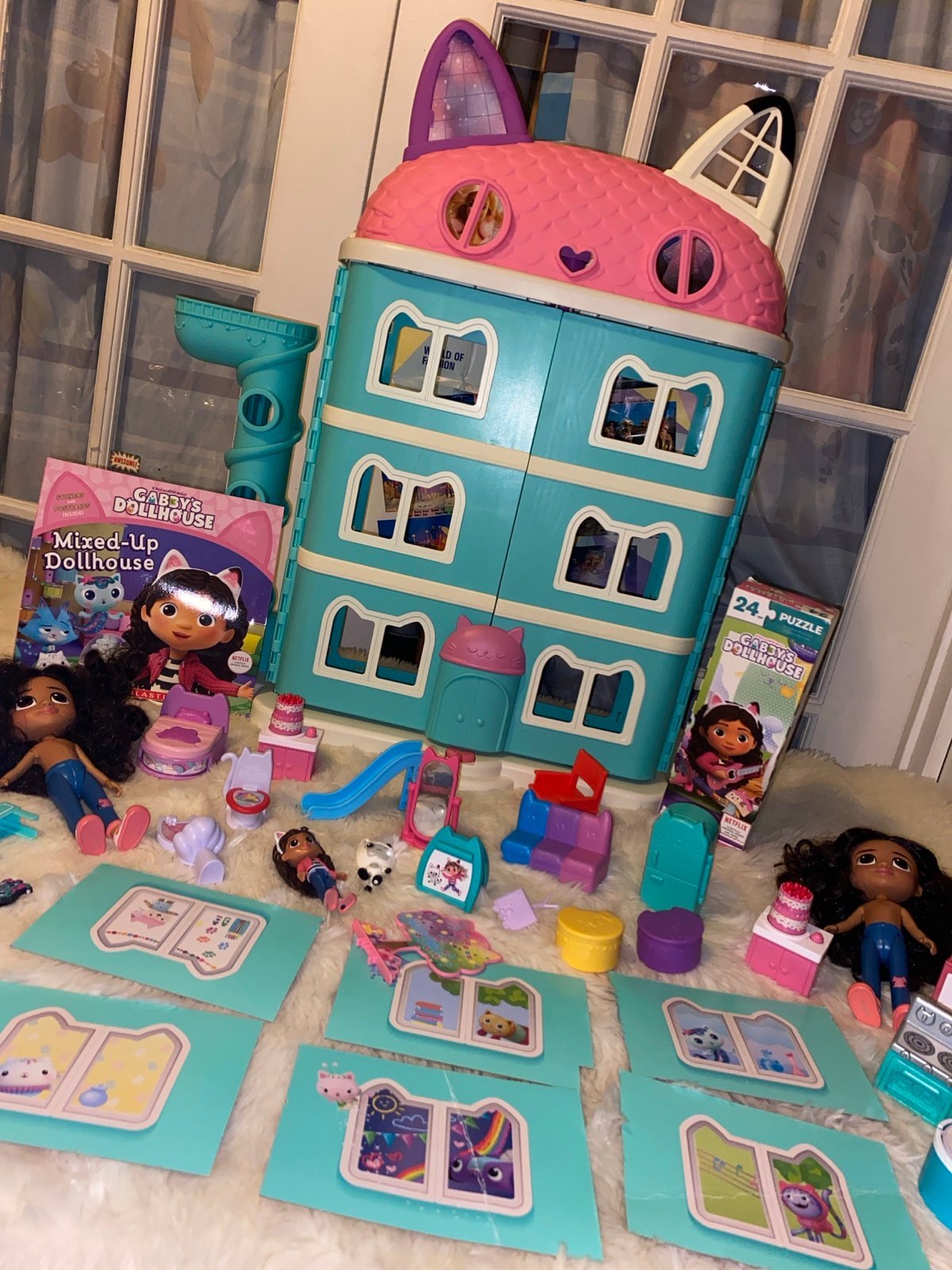 Gabbys Dollhouse