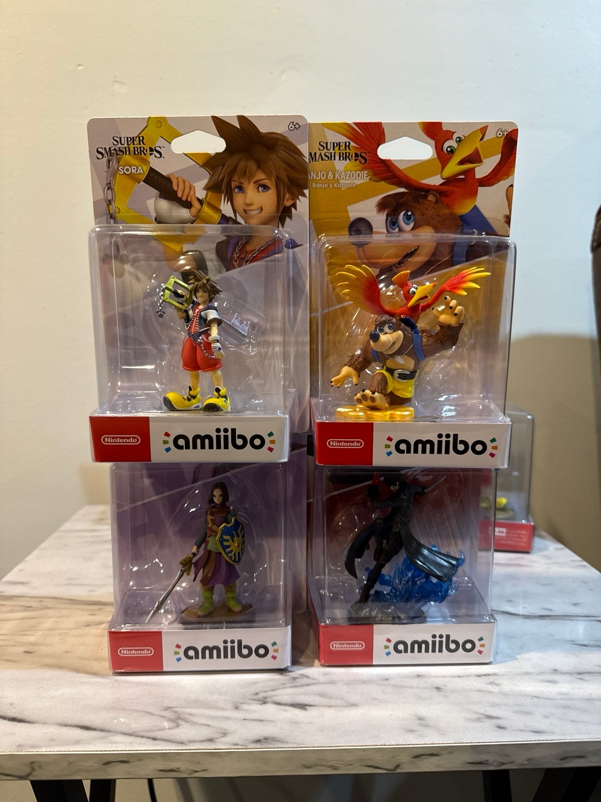 hero amiibo