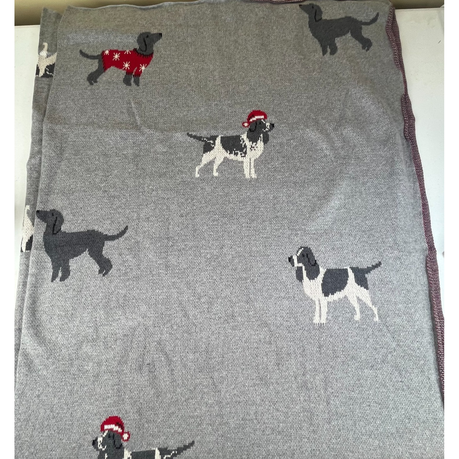 Holiday Dog Blanket Sweater Knit 50x60 Cotton Throw Dachshund Spaniel Christmas