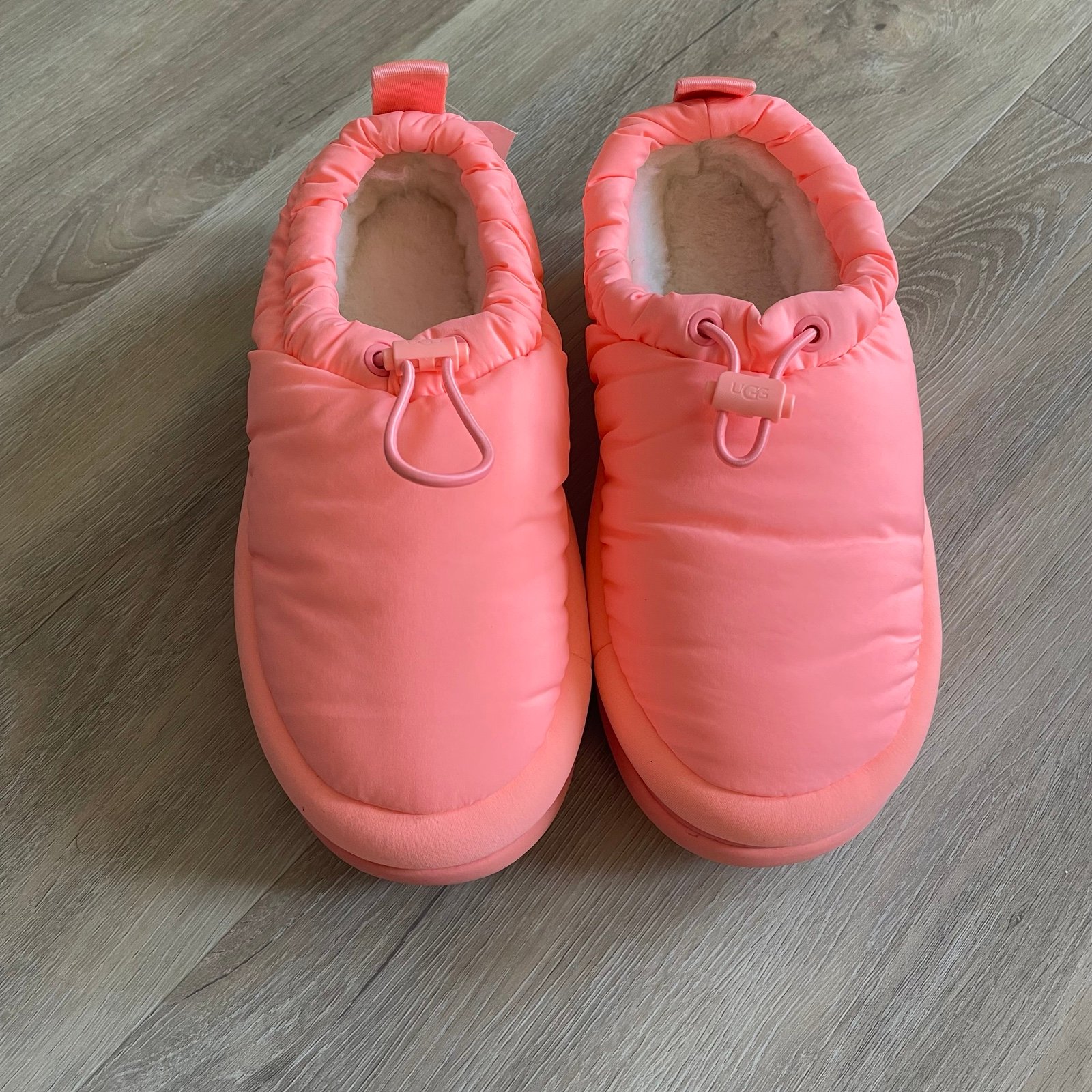 UGG MAXI CLOG SWEETHEART SHEEPSKIN COMFORT SLIPPERS WOMEN'S US SIZE 6
