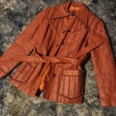 Vintage 70s women's leather jacket leather strap around to tie it Button Up..