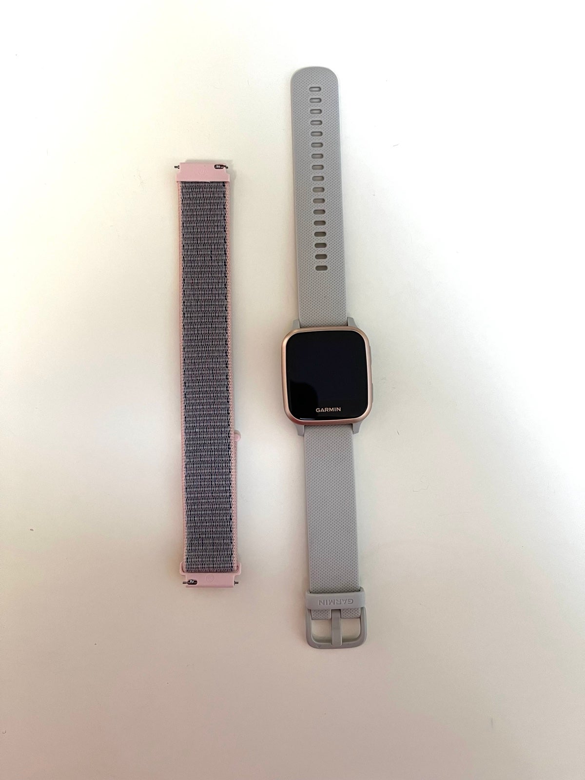 Garmin Venu Sq (music edition) 40 mm Smartwatch (light sand/ rose gold)