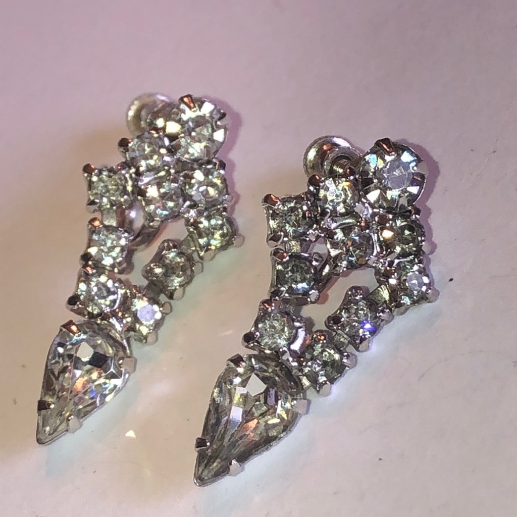 Vintage Silver Tone CZ Rhinestone Classic Formal Screw Back Earrings