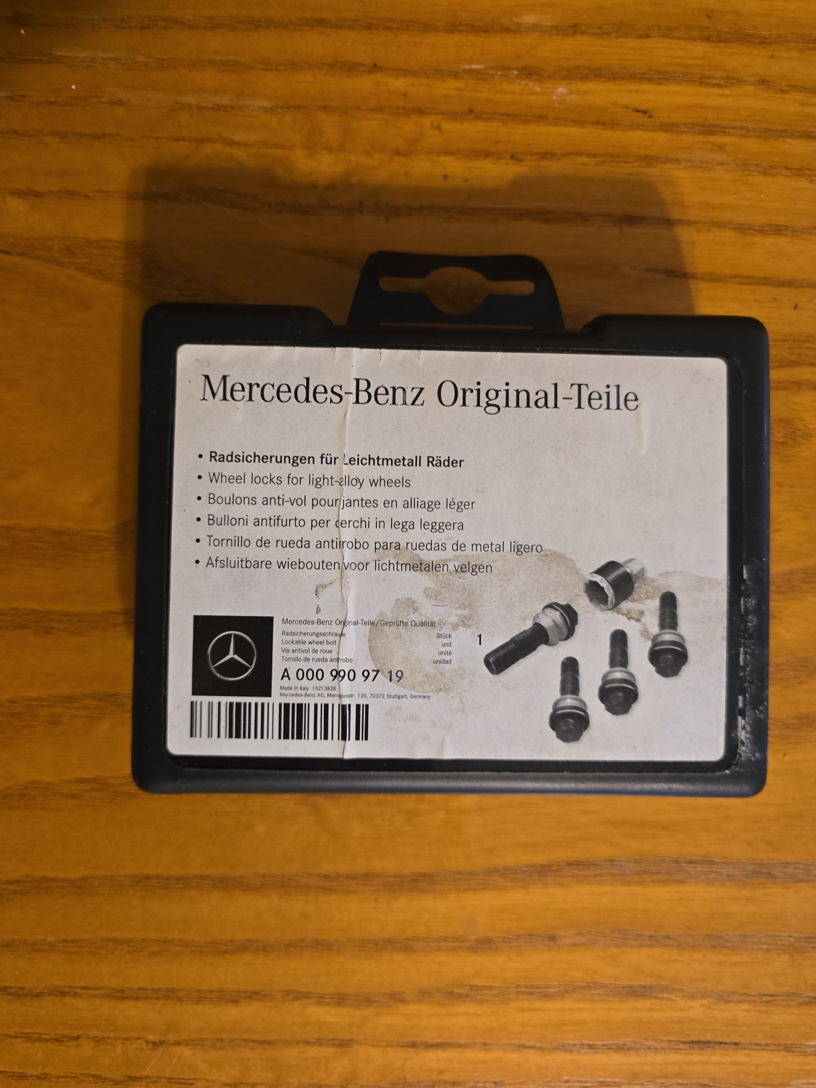 Mercedes Benz Wheel lock