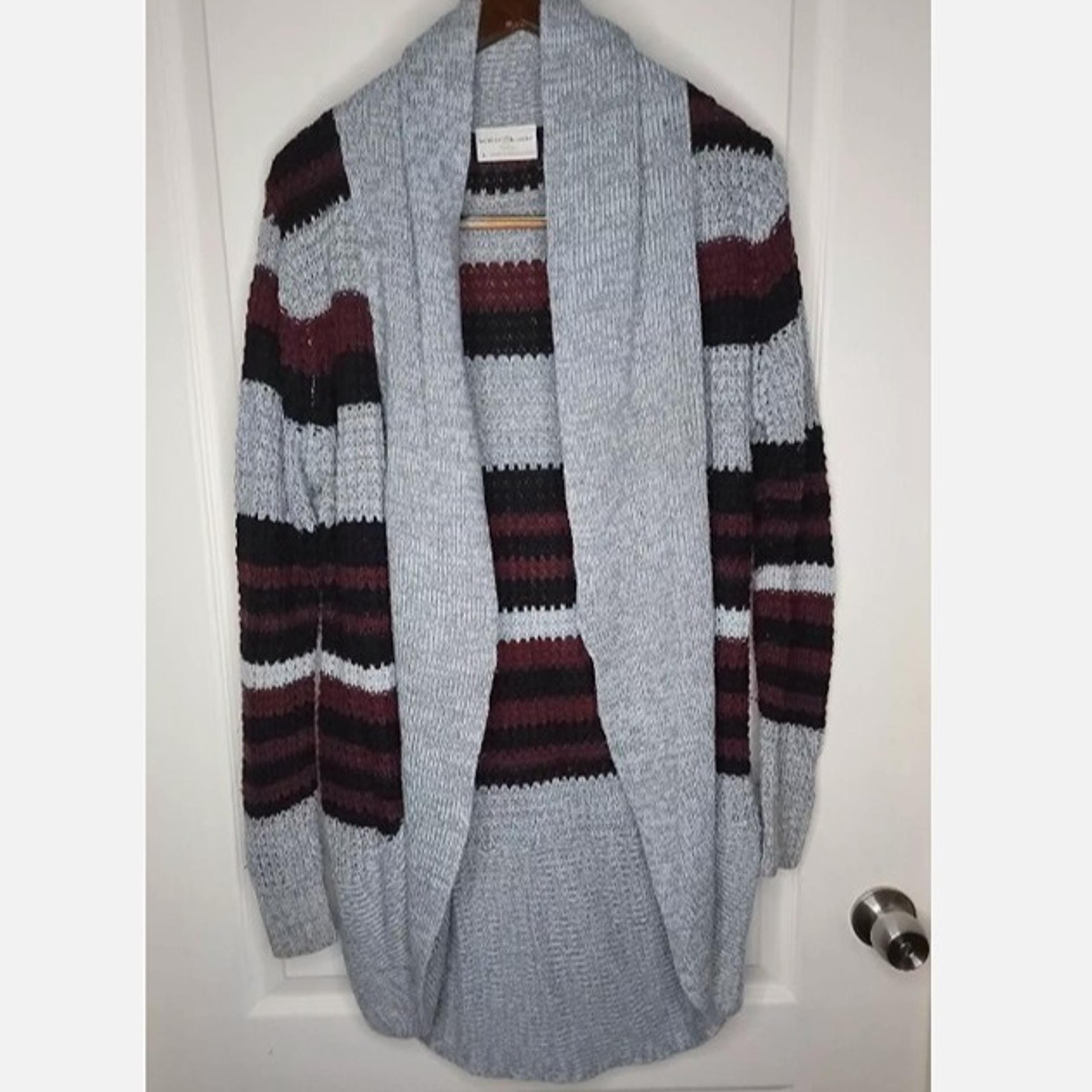 Bobbie Brooks Ladies Cardigan Large Gray Sweater