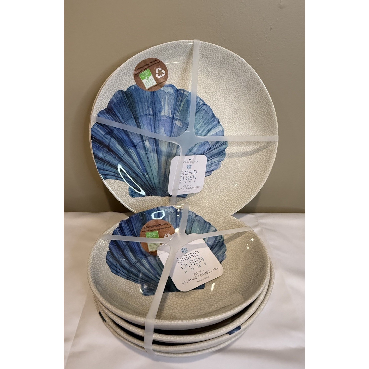 SIGRID OLSEN MELAMINE Seashell Variety 11 Dinner Plates & 7.5 Bowls (SET OF 8)