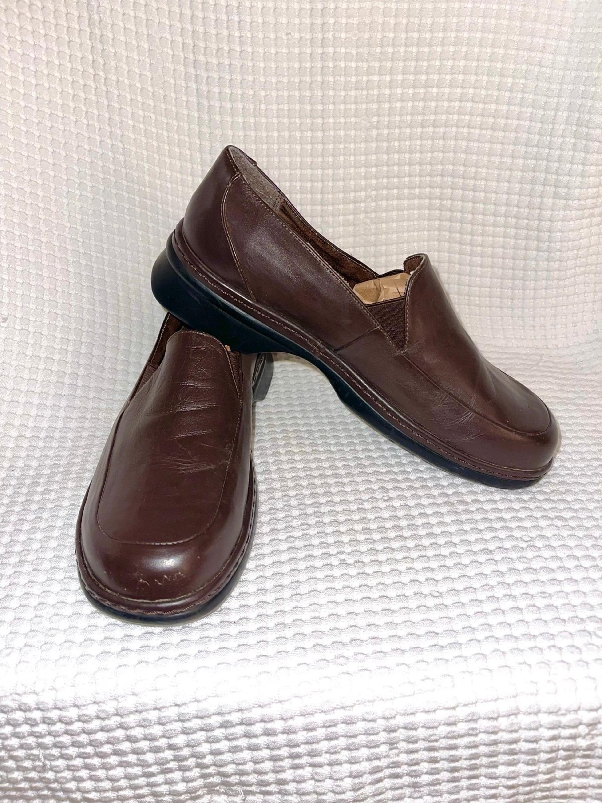 SIZE 7.5 STELLA CONTOURS WOMANS SLIP ON LOAFER (NO BOX)