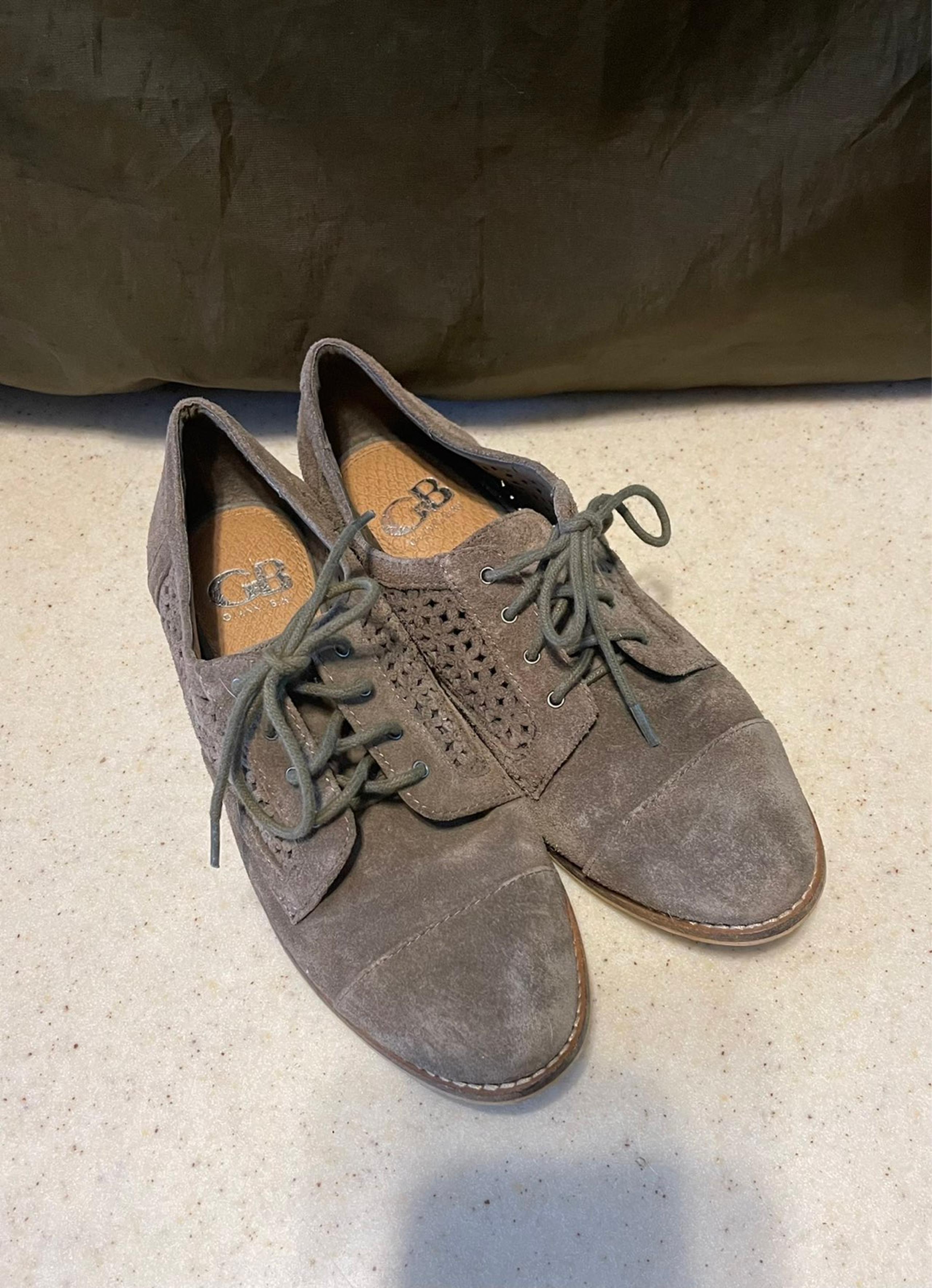 Gianni Bini Leather Suede Laced Oxfords Gray/Brown Women Size 7M Used