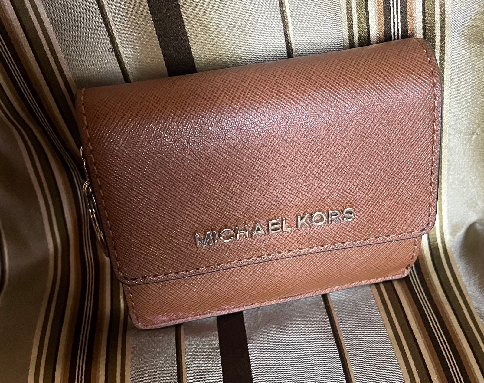 Michael Kors Wallet with keychain