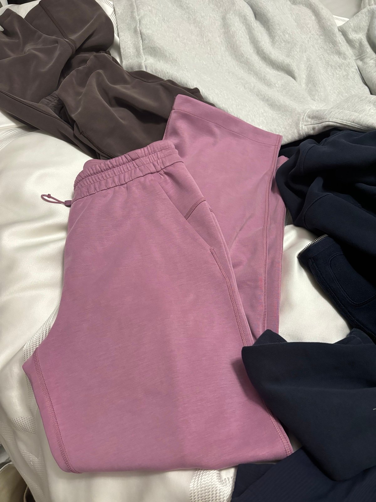 Lululemon softstreme pants