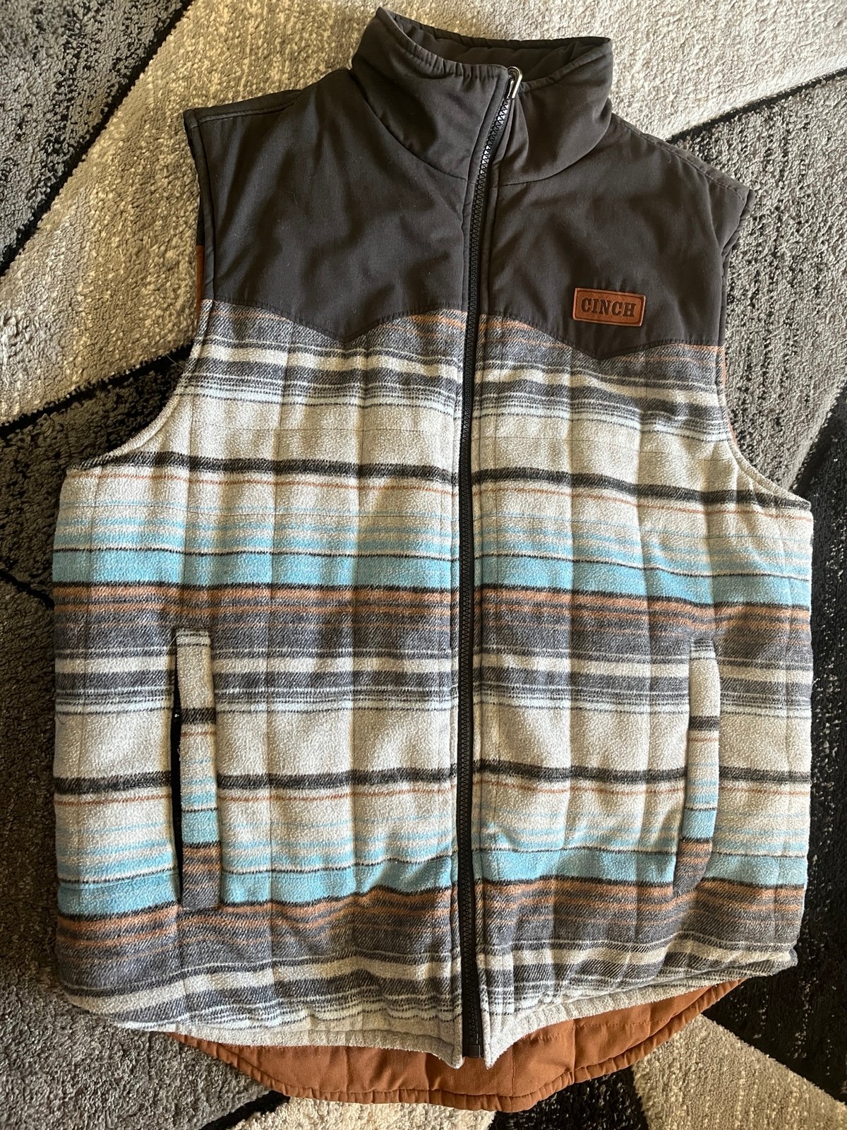 CINCH reversible vest.