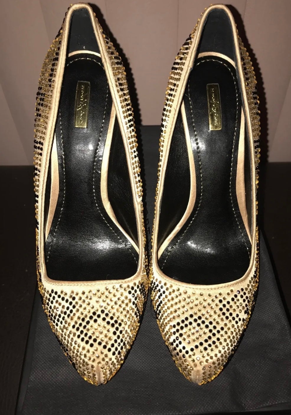 Report Signature Parker Gold Swirl Pumps
