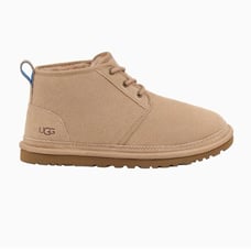 New UGG Neumel in Sand/Santorini, Size 9 Men