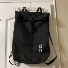 On cloud running backpack