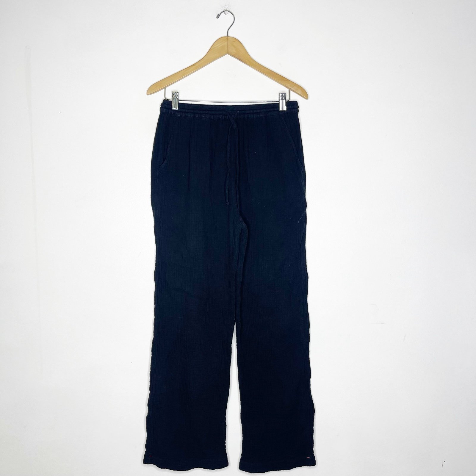Xirena Black Textured Casual Pants Size Medium