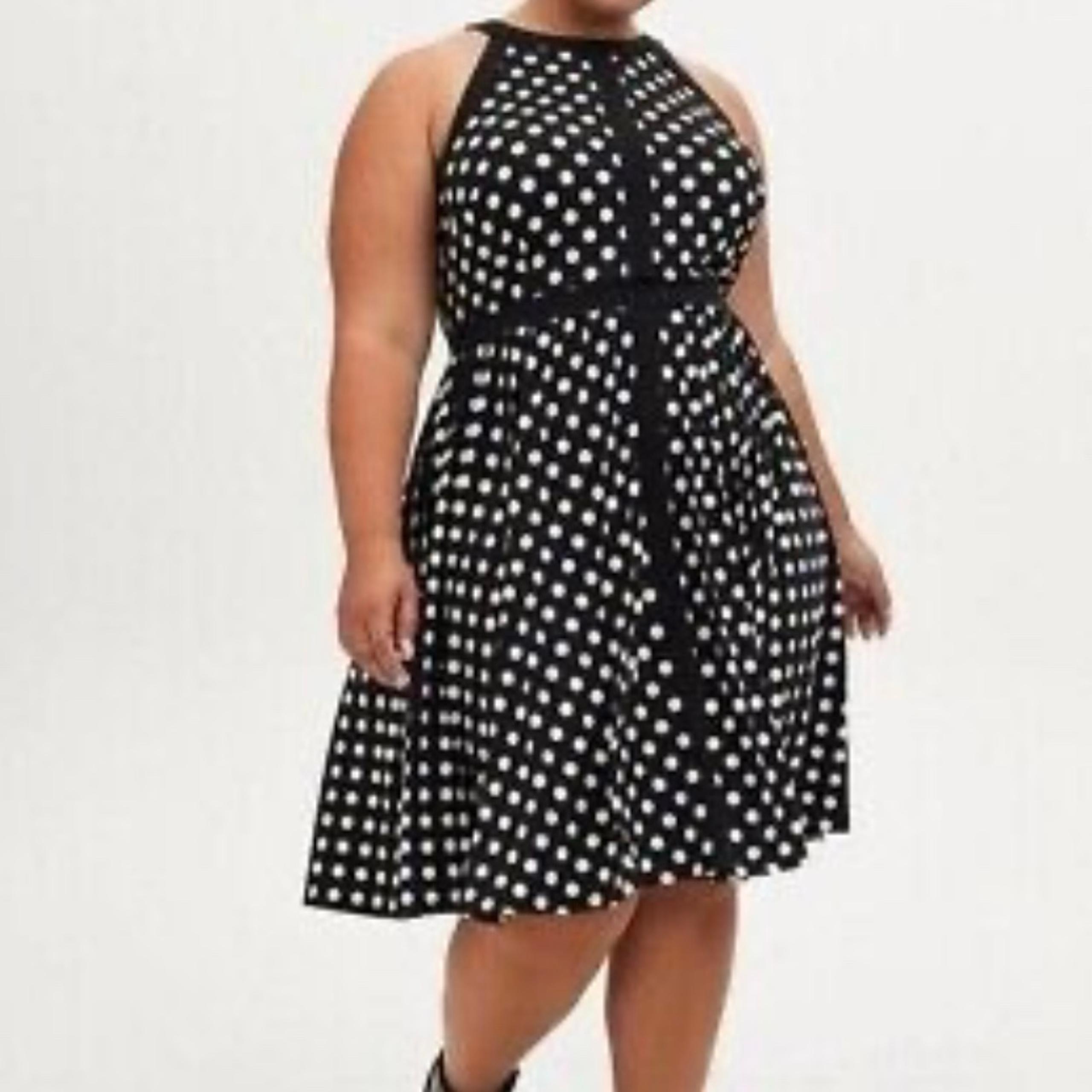 Torrid Black/White Polka Dot Sleeveless Midi Dress with Pockets Size 2 (2X)