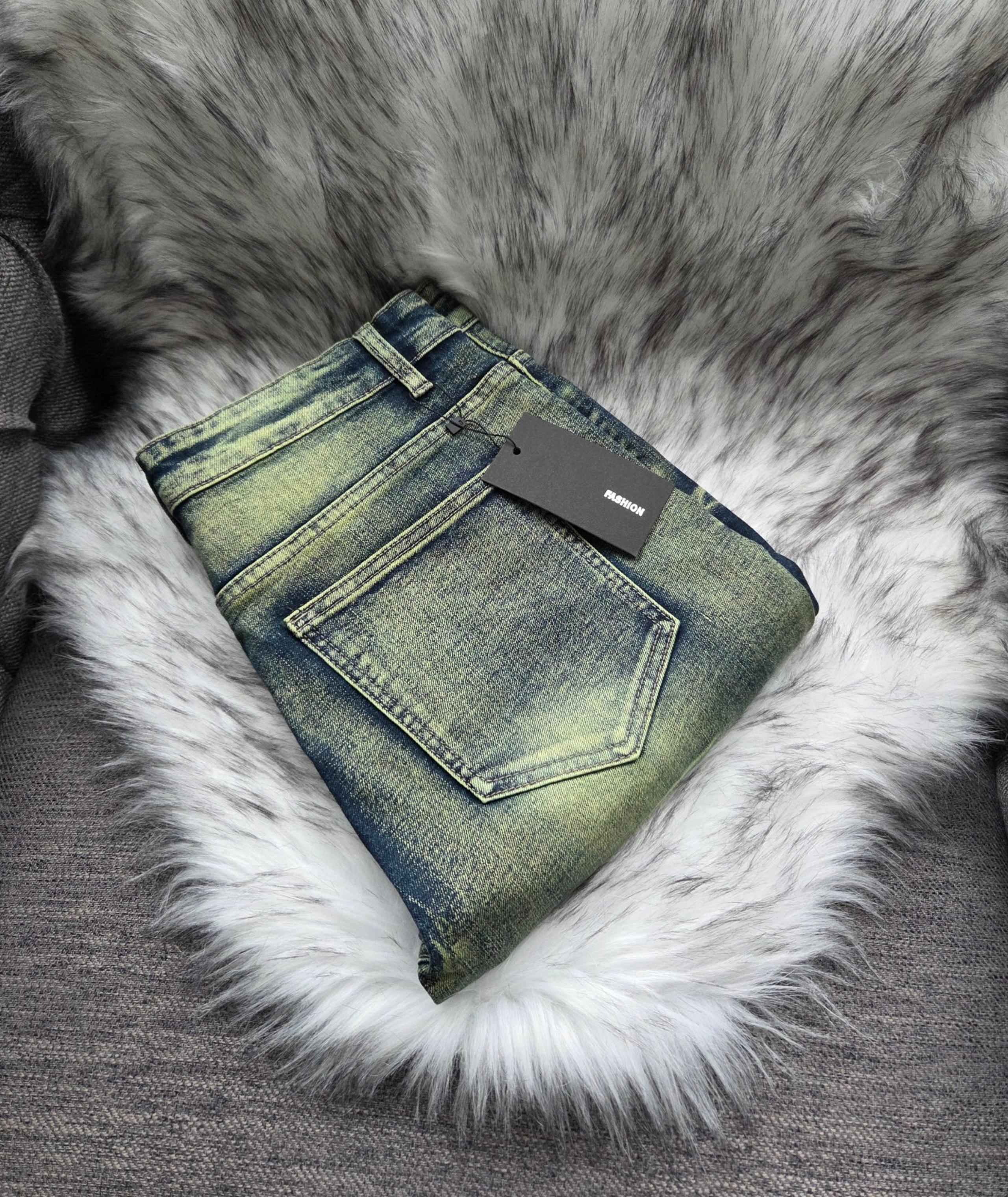 Distressed Green Men's Jeans 32W x 34L