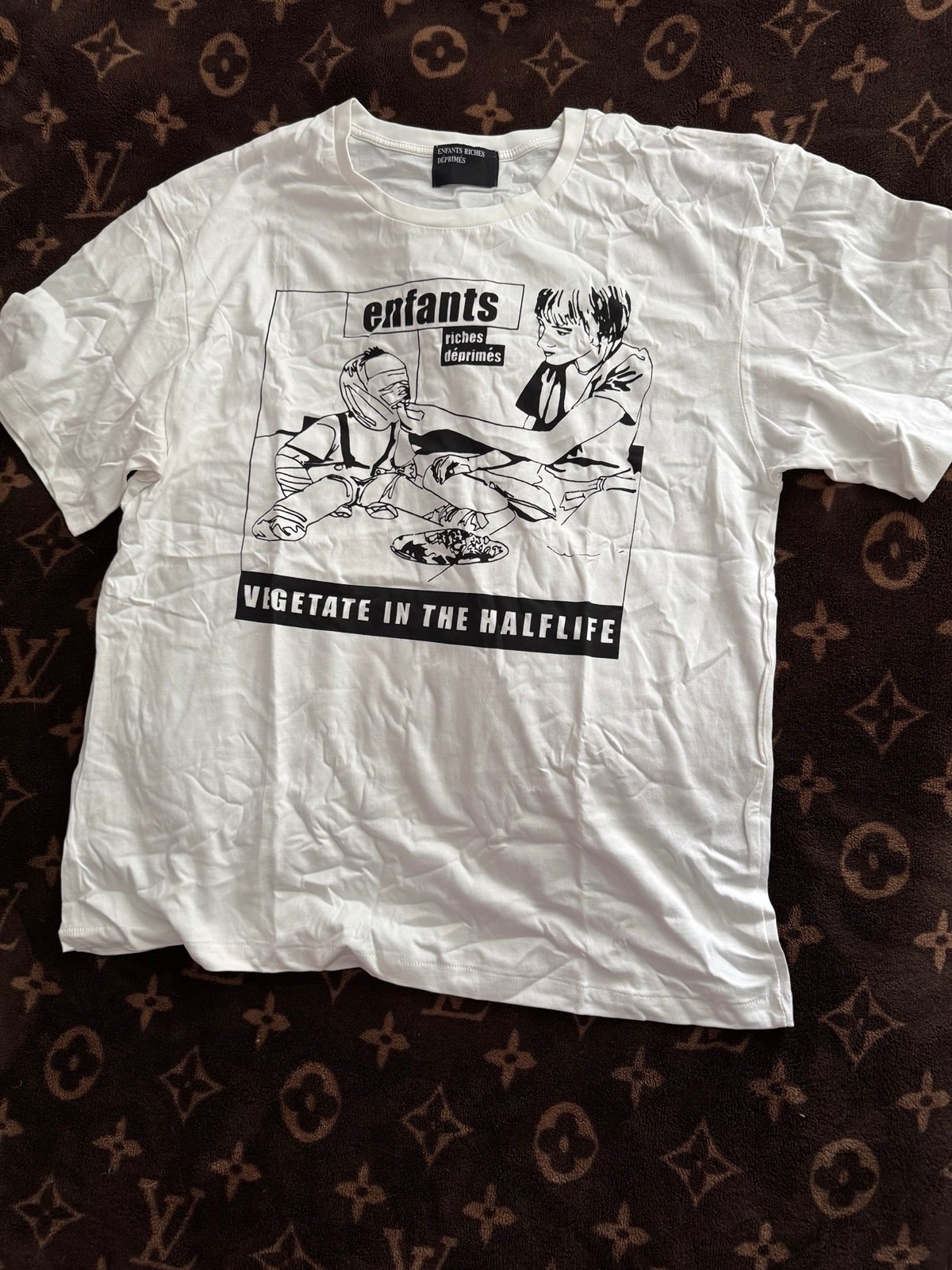 Enfant riches Deprimes vegetate tee