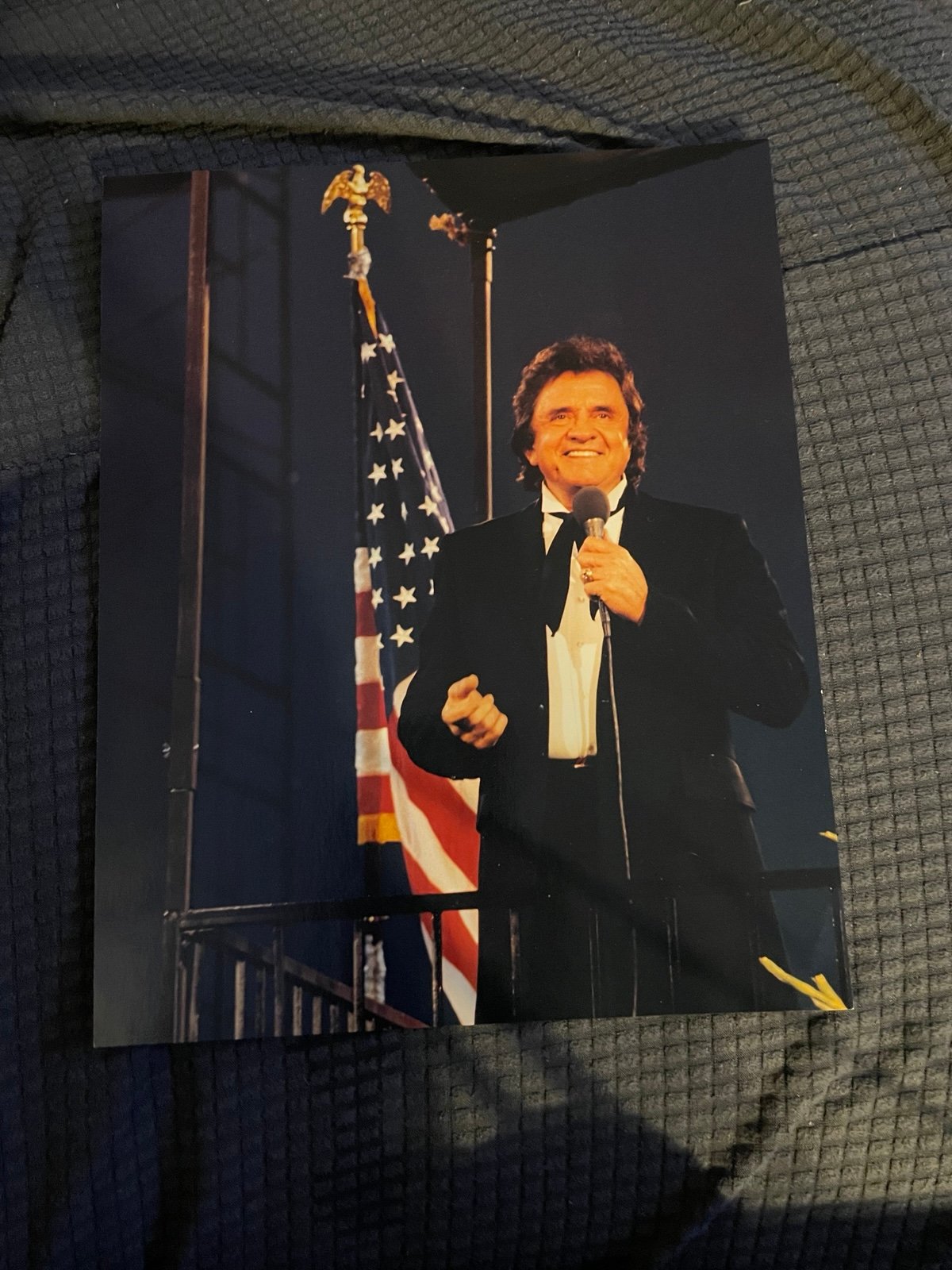 Vintage Johnny Cash On Stage With American Flag 8x10 Photo