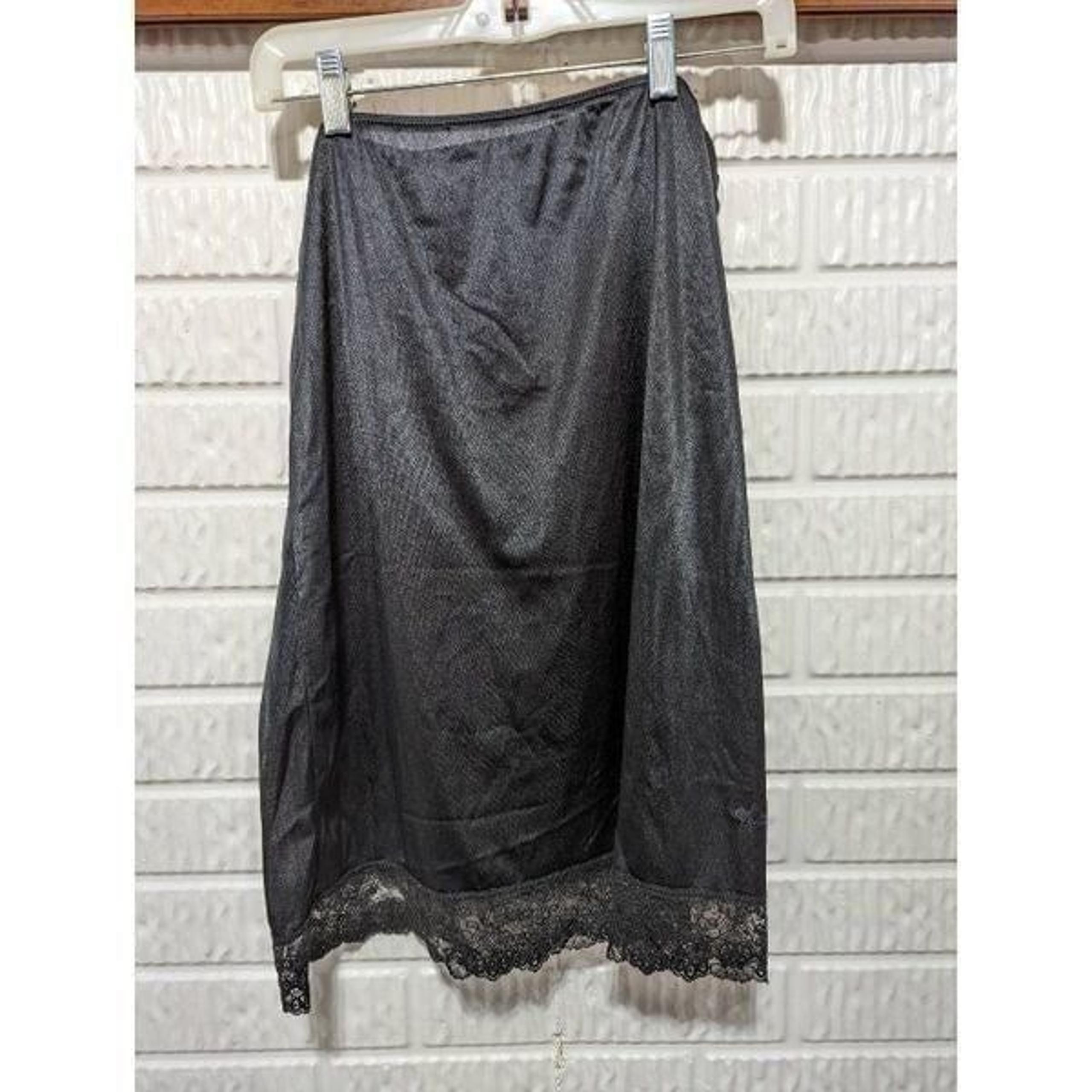 Diane Von Furstenburg Women's Black Vintage Nylon 1/2 Slip Pencil Skirt Medium