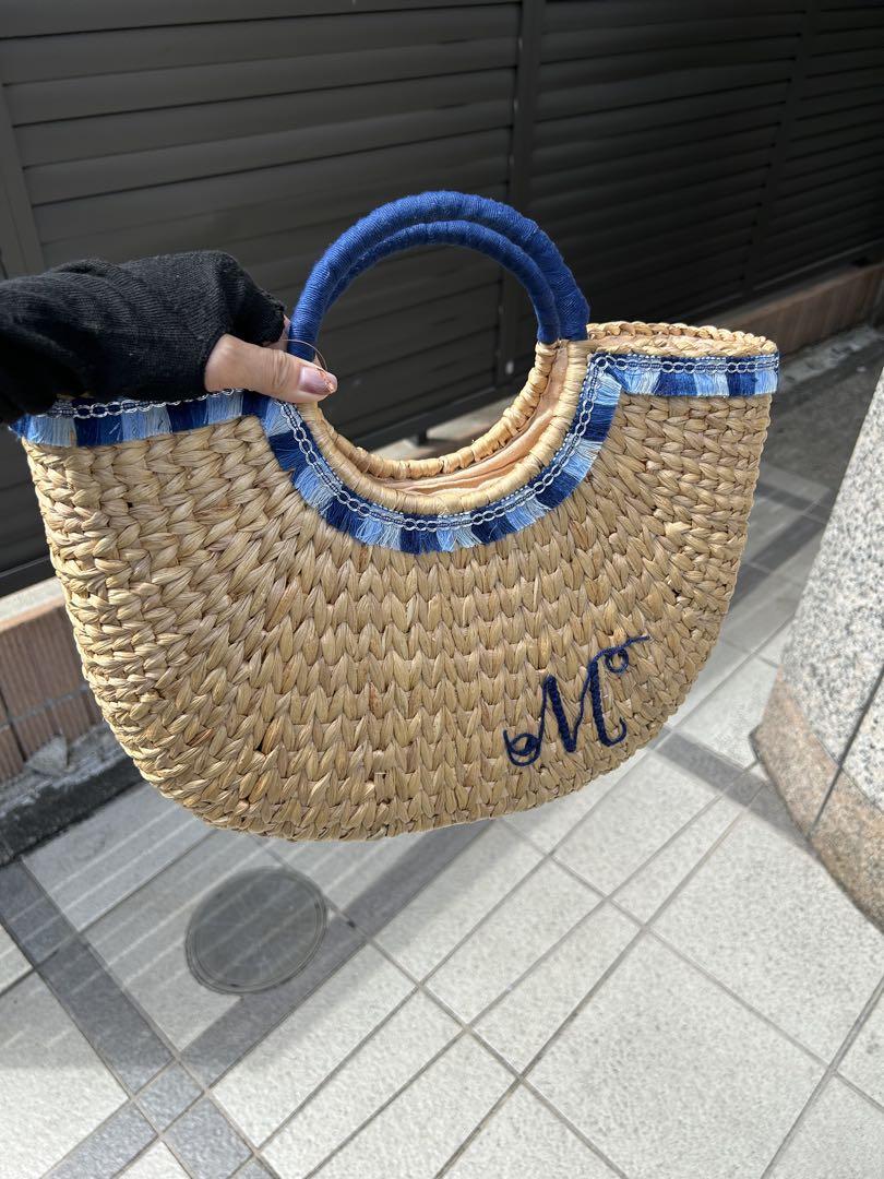 Beige and navy straw bag with handles