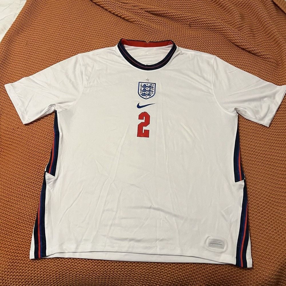 ALEXANDER-ARNOLD #2 ENGLAND MENS 2XL HOME REGULAR JERSEY NIKE